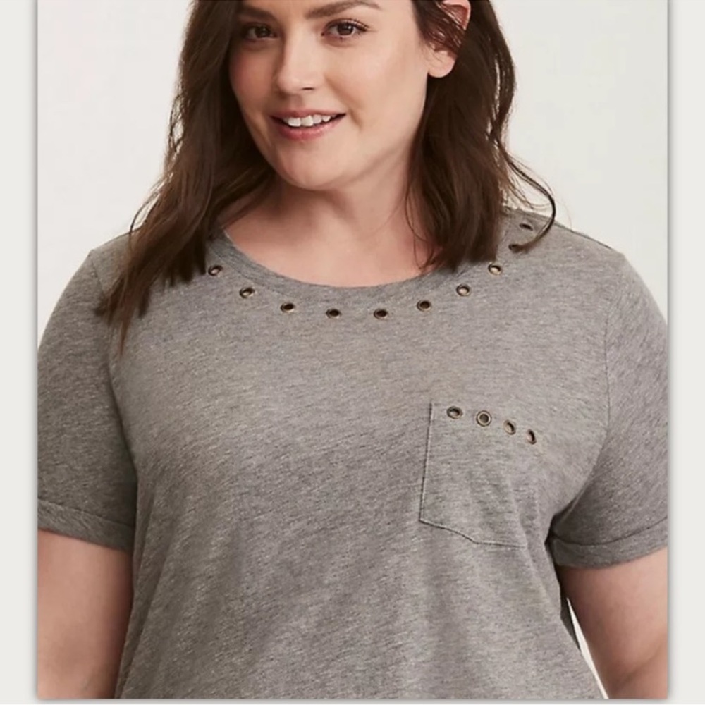 NWOT - Torrid Grommet Tee